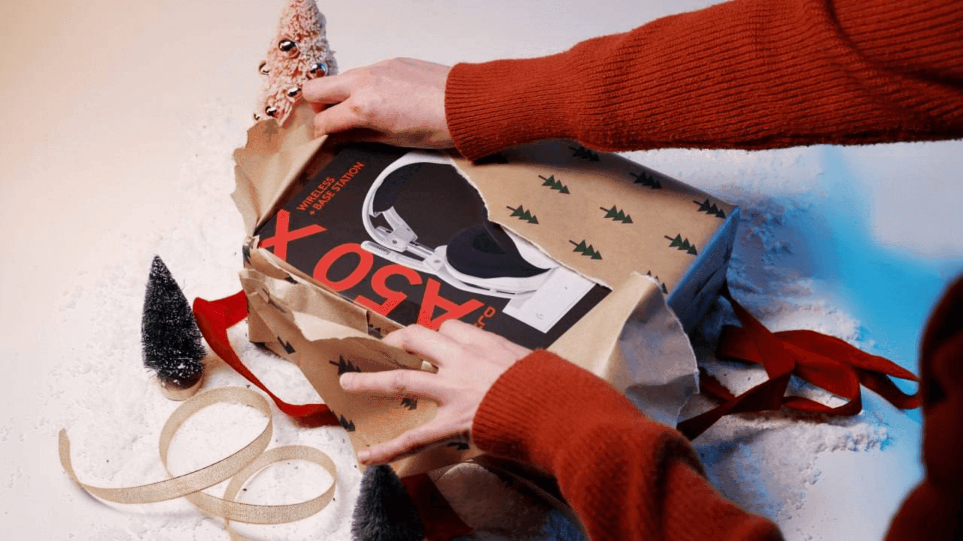 Logitech G Highlights Holiday Gaming Trends as Players Bring Gameplay on the Road